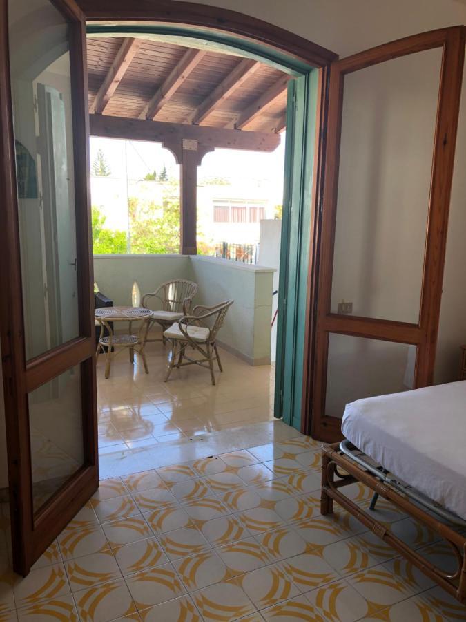 Apartamento Il Girasole Torre dell'Orso Exterior foto